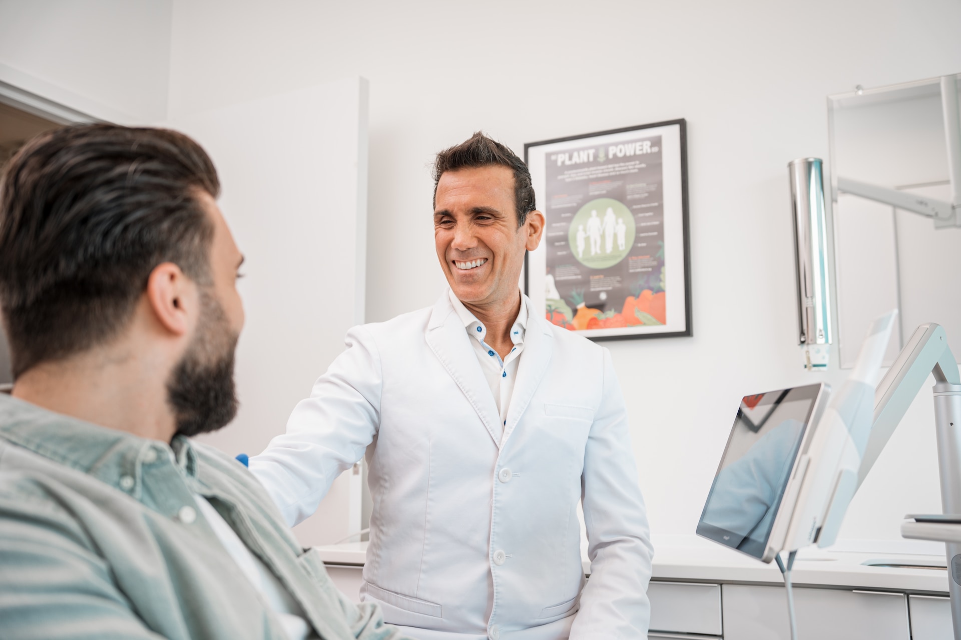 4 Signs It’s Time To Visit the Dentist
